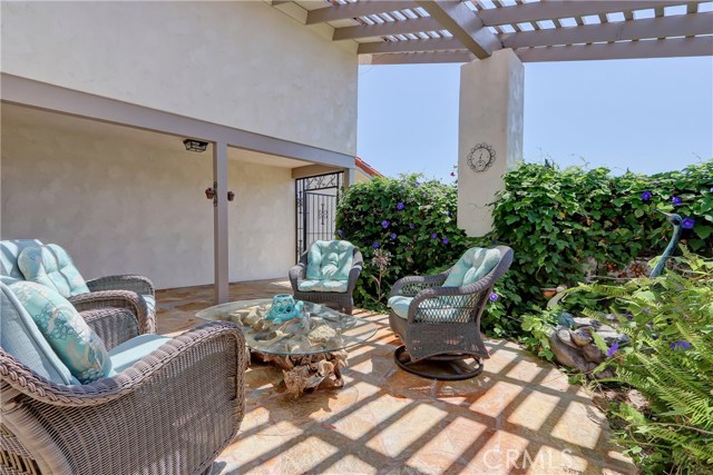 1942 Peninsula Verde Drive, Rancho Palos Verdes, California 90275, 4 Bedrooms Bedrooms, ,1 BathroomBathrooms,Residential,Sold,Peninsula Verde,SB20179363