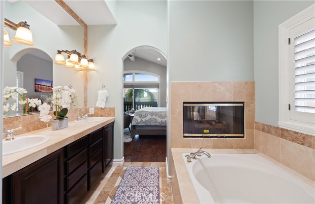 2420 Gates Avenue, Redondo Beach, California 90278, 4 Bedrooms Bedrooms, ,3 BathroomsBathrooms,Residential,Sold,Gates,SB18230134