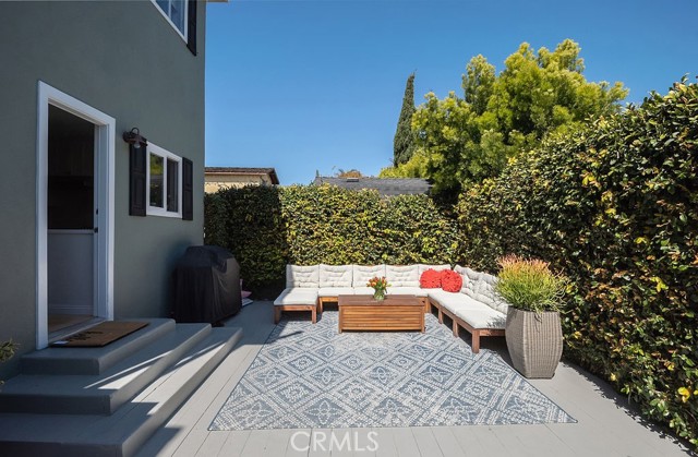 1728 Stanford Avenue, Redondo Beach, California 90278, 3 Bedrooms Bedrooms, ,2 BathroomsBathrooms,Residential,Sold,Stanford,SB21033354