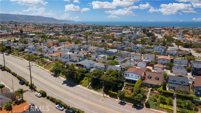 443 Prospect Avenue, Redondo Beach, California 90277, 5 Bedrooms Bedrooms, ,2 BathroomsBathrooms,Residential,Sold,Prospect,SB19114757