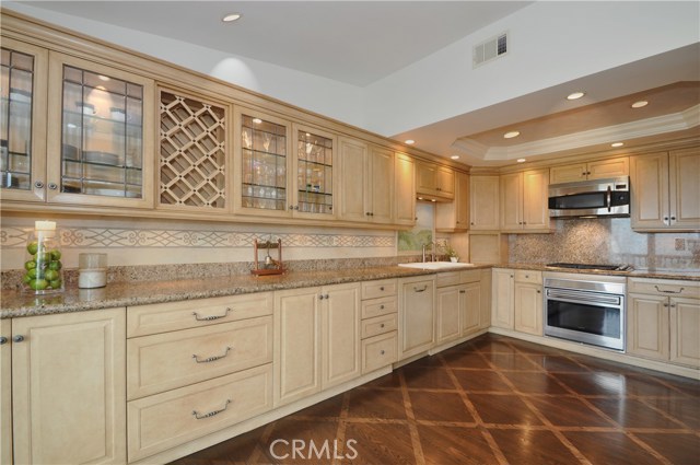57 Cypress Way, Rolling Hills Estates, California 90274, 3 Bedrooms Bedrooms, ,3 BathroomsBathrooms,Residential,Sold,Cypress,PV17173124