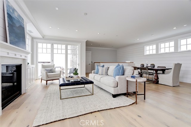 2205 Vista, Manhattan Beach, California 90266, 4 Bedrooms Bedrooms, ,3 BathroomsBathrooms,Residential,Sold,Vista,SB20089456
