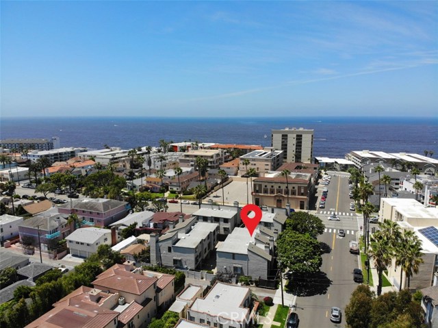 206 Ruby Street, Redondo Beach, California 90277, 2 Bedrooms Bedrooms, ,2 BathroomsBathrooms,Residential,Sold,Ruby,SB20115303