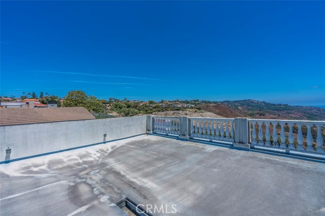 5850 Ocean Terrace Drive, Rancho Palos Verdes, California 90275, 4 Bedrooms Bedrooms, ,5 BathroomsBathrooms,Residential,Sold,Ocean Terrace,PW21124593