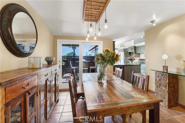 5024 Elmdale Drive, Rolling Hills Estates, California 90274, 4 Bedrooms Bedrooms, ,2 BathroomsBathrooms,Residential,Sold,Elmdale,SB20127601