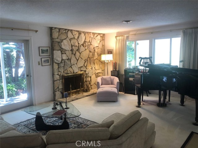 8 Encanto Drive, Rolling Hills Estates, California 90274, 4 Bedrooms Bedrooms, ,1 BathroomBathrooms,Residential,Sold,Encanto,PV21169791