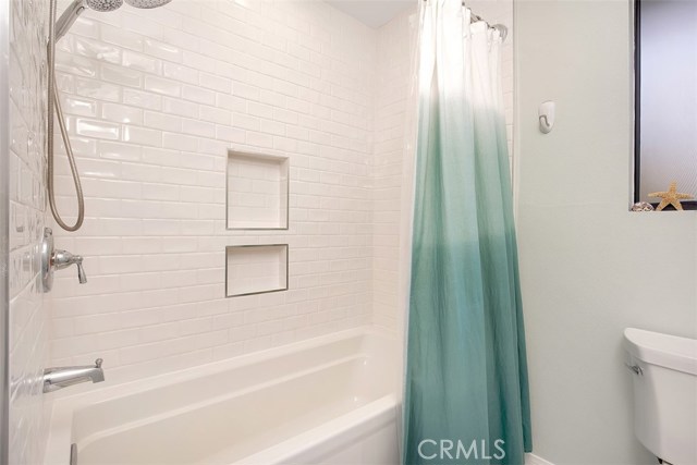 2016 Mathews Avenue, Redondo Beach, California 90278, 2 Bedrooms Bedrooms, ,3 BathroomsBathrooms,Residential,Sold,Mathews,SW19218319