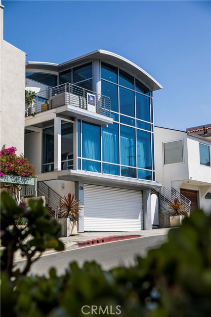 133 15th Street, Manhattan Beach, California 90266, 3 Bedrooms Bedrooms, ,3 BathroomsBathrooms,Residential,Sold,15th,SB17011592