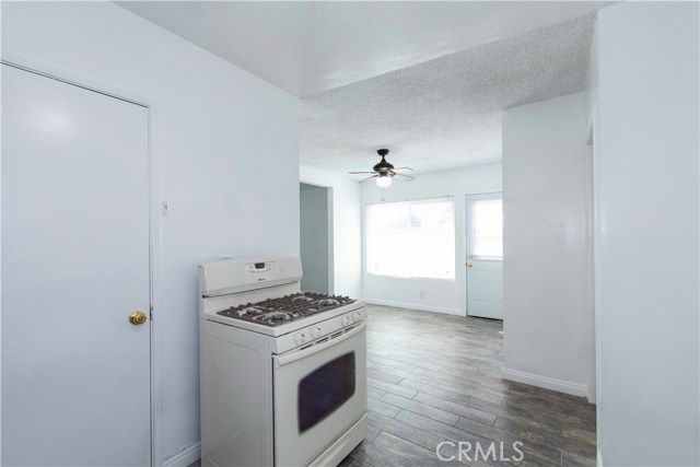 807 Lilienthal Lane, Redondo Beach, California 90278, 7 Bedrooms Bedrooms, ,4 BathroomsBathrooms,Residential,Sold,Lilienthal,SW19214805