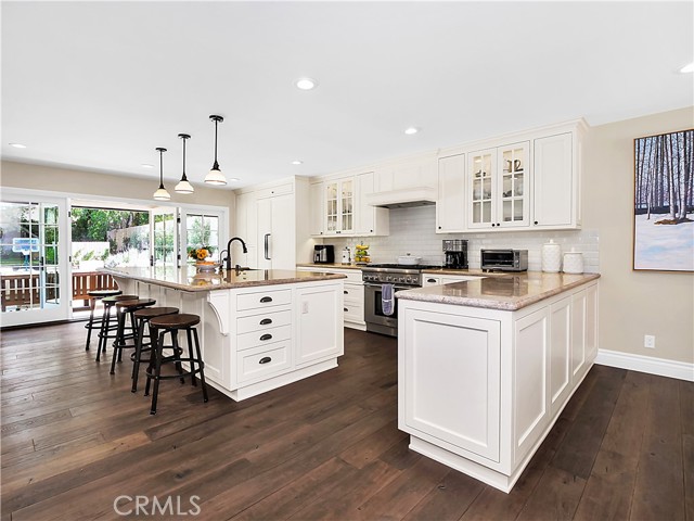 8 Hidden Valley Road, Rolling Hills Estates, California 90274, 4 Bedrooms Bedrooms, ,3 BathroomsBathrooms,Residential,Sold,Hidden Valley,PV21094348