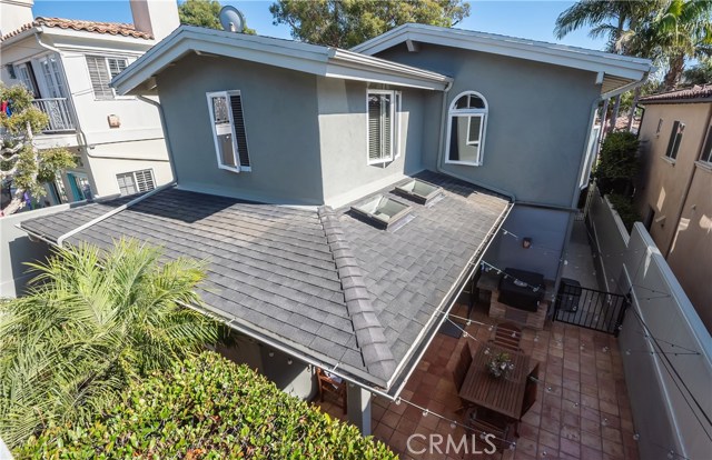 569 31st Street, Manhattan Beach, California 90266, 5 Bedrooms Bedrooms, ,3 BathroomsBathrooms,Residential,Sold,31st,SB20164744