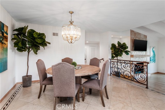160 Aspen Way, Rolling Hills Estates, California 90274, 3 Bedrooms Bedrooms, ,2 BathroomsBathrooms,Residential,Sold,Aspen Way,PV20146258
