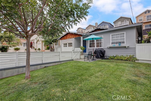 1621 Spreckels Lane, Redondo Beach, California 90278, 3 Bedrooms Bedrooms, ,1 BathroomBathrooms,Residential,Sold,Spreckels,SB19151892