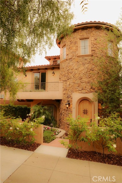 713 JUANITA, Redondo Beach, California 90277, 3 Bedrooms Bedrooms, ,2 BathroomsBathrooms,Residential,Sold,JUANITA,SB17176144