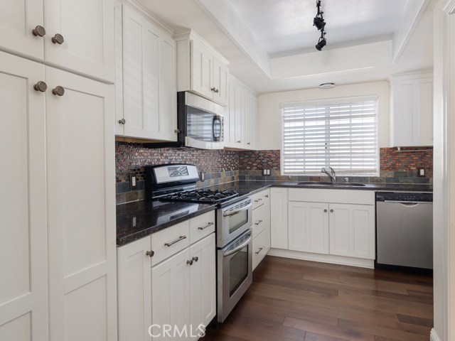 2223 Carnegie Lane, Redondo Beach, California 90278, 4 Bedrooms Bedrooms, ,2 BathroomsBathrooms,Residential,Sold,Carnegie,SB20153502