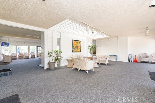 631 Prospect Avenue, Redondo Beach, California 90277, 2 Bedrooms Bedrooms, ,2 BathroomsBathrooms,Residential,Sold,Prospect,SB20199042