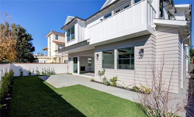 2122 Perry Avenue, Redondo Beach, California 90278, 5 Bedrooms Bedrooms, ,4 BathroomsBathrooms,Residential,Sold,Perry,PV19015691