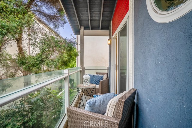 1517 Crest Drive, Manhattan Beach, California 90266, 3 Bedrooms Bedrooms, ,2 BathroomsBathrooms,Residential,Sold,Crest,SB19195795