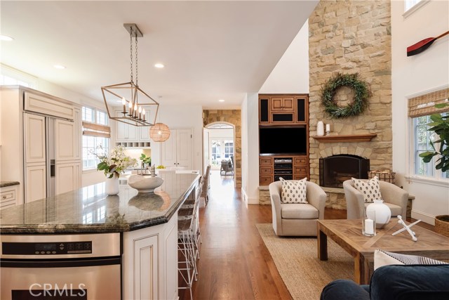 Kitchen/Family room