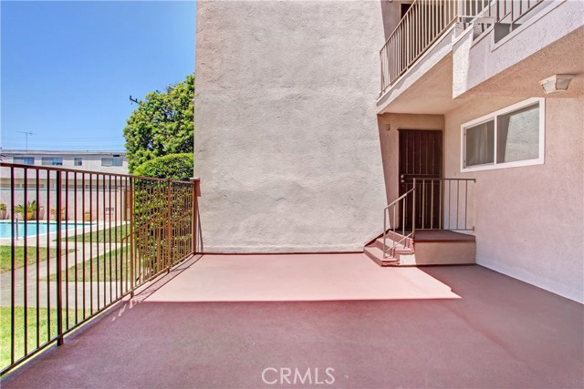 FRONT DOOR WITH SECURITY DOOR. EASY WALK FROM PARKING SPOT AND CLOSE TO THE POOL & ELEVATOR FRONT DOOR WITH SECURITY DOOR. EASY WALK FROM PARKING SPOT AND CLOSE TO THE POOL & ELEVATOR