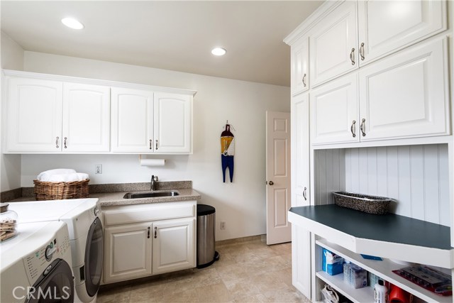 759 29th Street, Manhattan Beach, California 90266, 5 Bedrooms Bedrooms, ,3 BathroomsBathrooms,Residential,Sold,29th,SB19100741