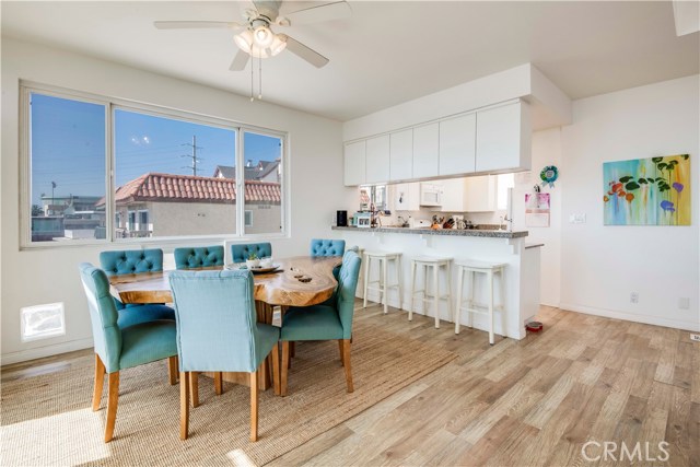 4216 Highland Avenue, Manhattan Beach, California 90266, 2 Bedrooms Bedrooms, ,2 BathroomsBathrooms,Residential,Sold,Highland,SB20133464