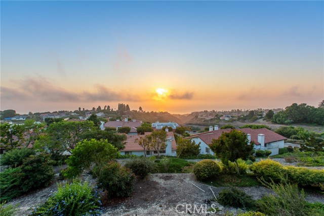 6542 Ocean Crest Drive, Rancho Palos Verdes, California 90275, 2 Bedrooms Bedrooms, ,2 BathroomsBathrooms,Residential,Sold,Ocean Crest,PV20181624