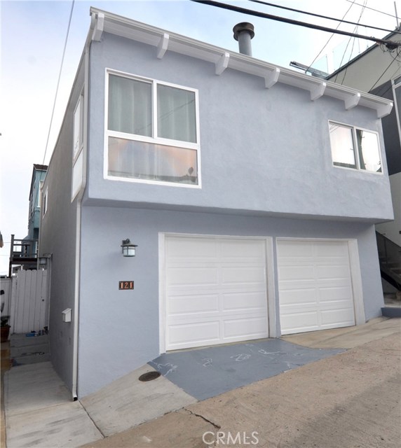 121 Rosecrans Place, Manhattan Beach, California 90266, 3 Bedrooms Bedrooms, ,1 BathroomBathrooms,Residential,Sold,Rosecrans,SB17152191