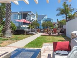 47 6th (aka 42 7th Court) Street, Hermosa Beach, California 90254, 5 Bedrooms Bedrooms, ,3 BathroomsBathrooms,Residential,Sold,6th (aka 42 7th Court),SB20218738