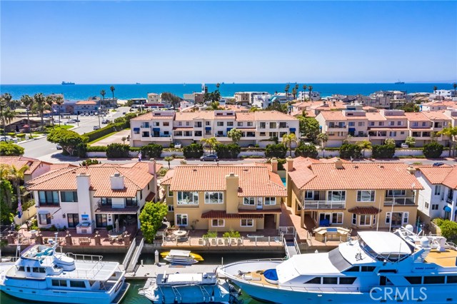 Photo of 16572 Grimaud Lane, Huntington Beach, CA 92649