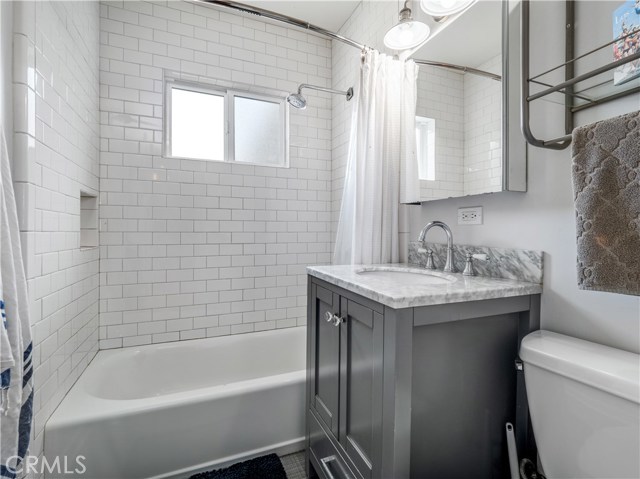 2306 Graham Avenue, Redondo Beach, California 90278, 2 Bedrooms Bedrooms, ,2 BathroomsBathrooms,Residential,Sold,Graham,PW20085623
