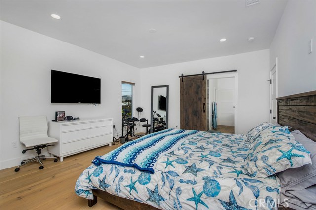 1325 Gertruda Avenue, Redondo Beach, California 90277, 5 Bedrooms Bedrooms, ,4 BathroomsBathrooms,Residential,Sold,Gertruda,SB20095721