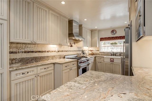 1706 Marine Avenue, Manhattan Beach, California 90266, 3 Bedrooms Bedrooms, ,1 BathroomBathrooms,Residential,Sold,Marine,SB20220724