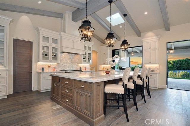 Gourmet Kitchen with Oversize Center Island