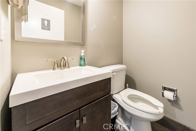 5th, 92410, ,Commercial,For Sale,5th,EV20163236