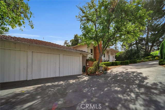 1 Hackamore Road, Rolling Hills, California 90274, 4 Bedrooms Bedrooms, ,3 BathroomsBathrooms,Residential,Sold,Hackamore,SB20227984