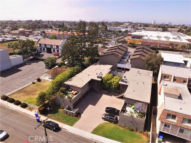 1147 11th Street, Manhattan Beach, California 90266, ,Residential Income,Sold,11th,SB17138883