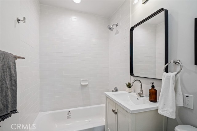 2200 Robinson Street, Redondo Beach, California 90278, 3 Bedrooms Bedrooms, ,2 BathroomsBathrooms,Residential,Sold,Robinson,PW21102931