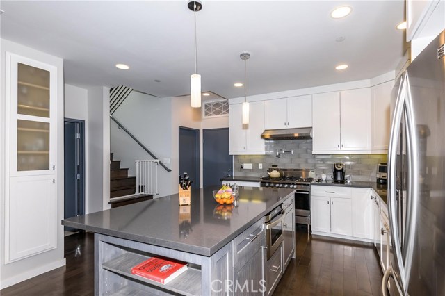 2313 Clark Lane, Redondo Beach, California 90278, 4 Bedrooms Bedrooms, ,3 BathroomsBathrooms,Residential,Sold,Clark,SB18080863