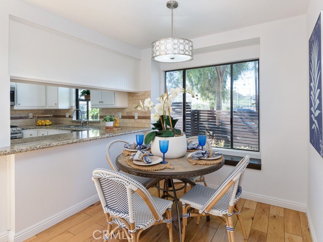 808 Vincent Street, Redondo Beach, California 90277, 3 Bedrooms Bedrooms, ,2 BathroomsBathrooms,Residential,Sold,Vincent,PV20055164