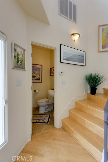 203 Avenue E, Redondo Beach, California 90277, 3 Bedrooms Bedrooms, ,2 BathroomsBathrooms,Residential,Sold,Avenue E,SB17173382