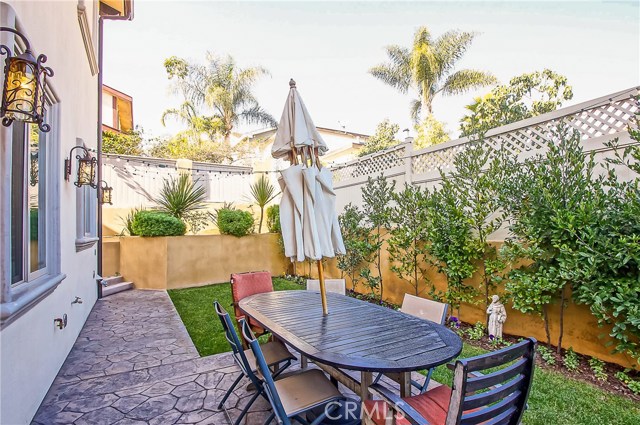 1817 Belmont Lane, Redondo Beach, California 90278, 5 Bedrooms Bedrooms, ,3 BathroomsBathrooms,Residential,Sold,Belmont,SB18185098