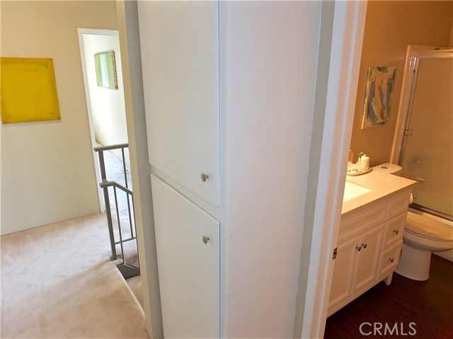1104 Harkness Lane, Redondo Beach, California 90278, 3 Bedrooms Bedrooms, ,2 BathroomsBathrooms,Residential,Sold,Harkness,PW18238945