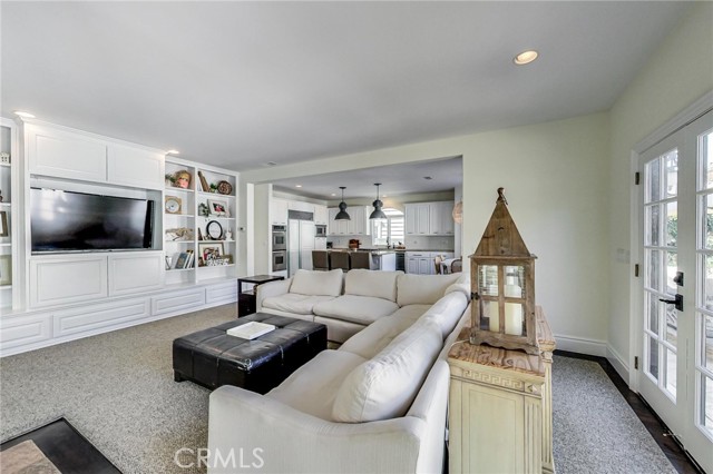 641 35th Street, Manhattan Beach, California 90266, 5 Bedrooms Bedrooms, ,3 BathroomsBathrooms,Residential,Sold,35th,SB21047084