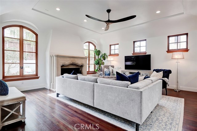 2615 Laurel Avenue, Manhattan Beach, California 90266, 5 Bedrooms Bedrooms, ,3 BathroomsBathrooms,Residential,Sold,Laurel,SB20122335