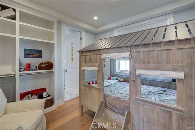548 Pine Street, Hermosa Beach, California 90254, 4 Bedrooms Bedrooms, ,3 BathroomsBathrooms,Residential,Sold,Pine,SB19142992