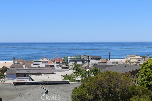 1818 Manhattan Avenue, Hermosa Beach, California 90254, 4 Bedrooms Bedrooms, ,2 BathroomsBathrooms,Residential,Sold,Manhattan,SB20111393