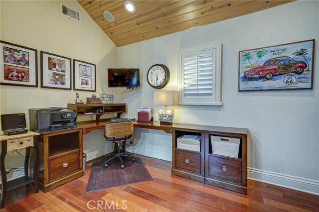 517 12th Street, Manhattan Beach, California 90266, 4 Bedrooms Bedrooms, ,3 BathroomsBathrooms,Residential,Sold,12th,SB21070513