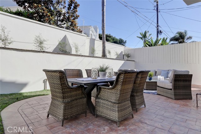 2818 Ardmore Avenue, Manhattan Beach, California 90266, 5 Bedrooms Bedrooms, ,4 BathroomsBathrooms,Residential,Sold,Ardmore,SB19218169