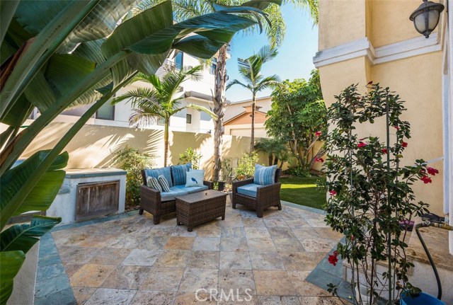 202 Lucia Avenue, Redondo Beach, California 90277, 4 Bedrooms Bedrooms, ,3 BathroomsBathrooms,Residential,Sold,Lucia,PV17247828